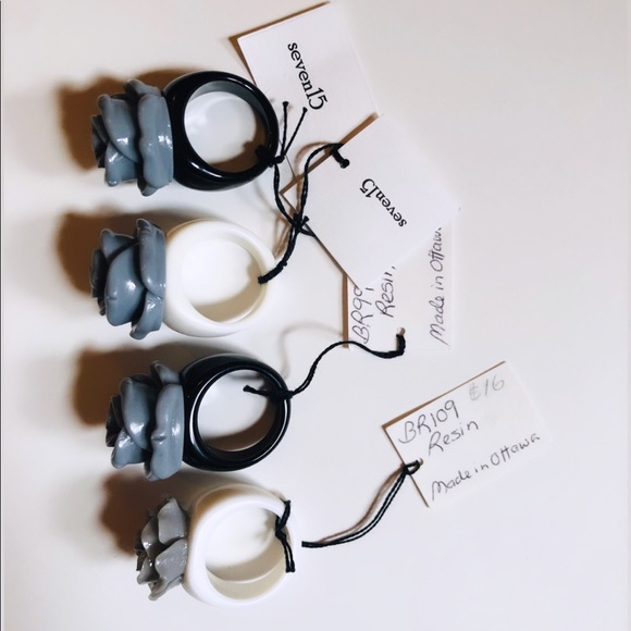 ☼4 for 20$☼ Grey Rose Ring - Picture 3 of 6